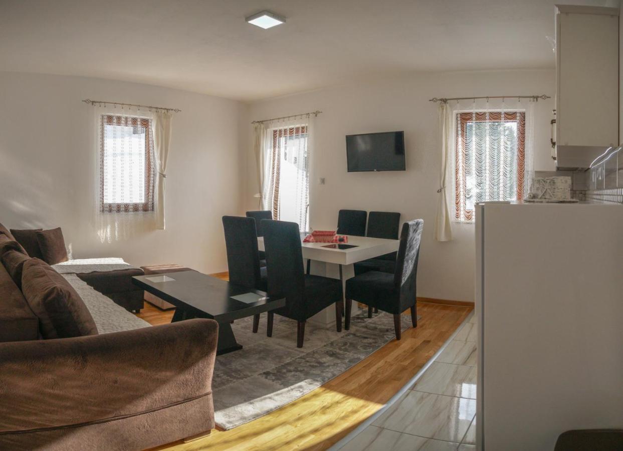 Apartment Petrovic Kopaonik Eksteriør bilde
